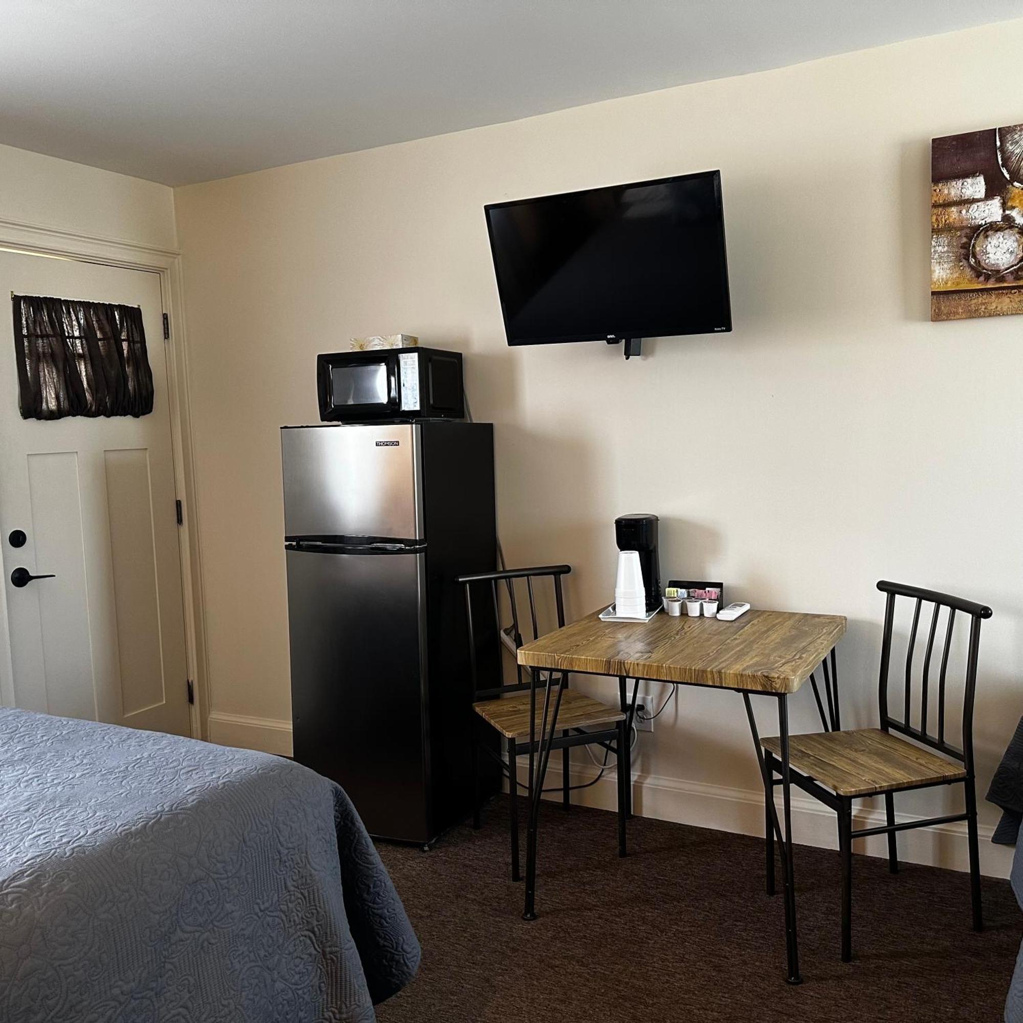 The Whitetail Inn And Suites- ลินคอล์น ภายนอก รูปภาพ