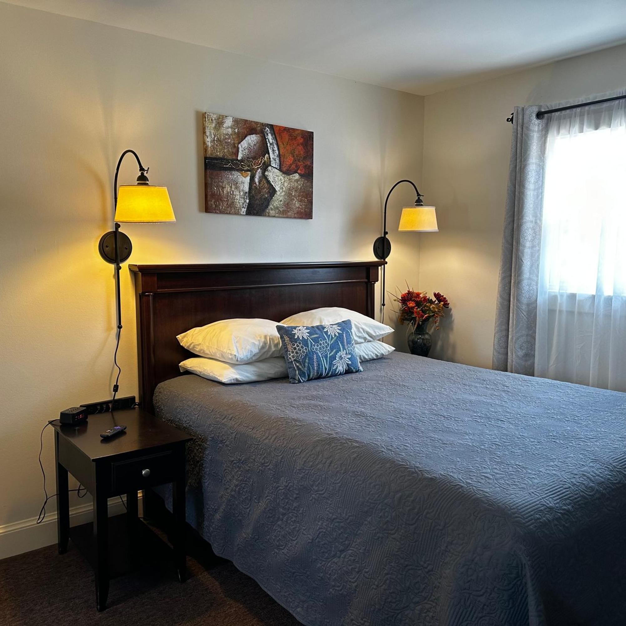 The Whitetail Inn And Suites- ลินคอล์น ภายนอก รูปภาพ
