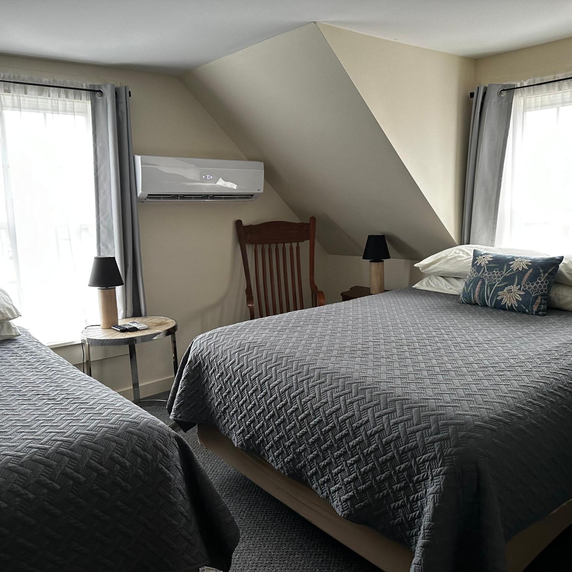 The Whitetail Inn And Suites- ลินคอล์น ภายนอก รูปภาพ