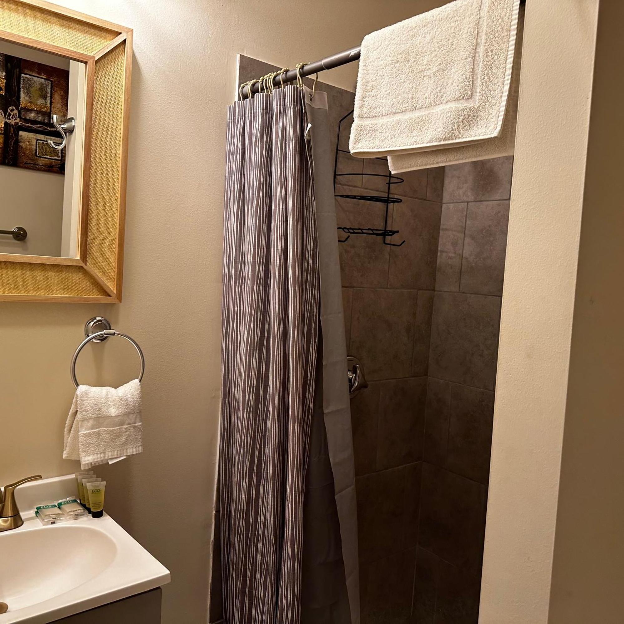 The Whitetail Inn And Suites- ลินคอล์น ภายนอก รูปภาพ