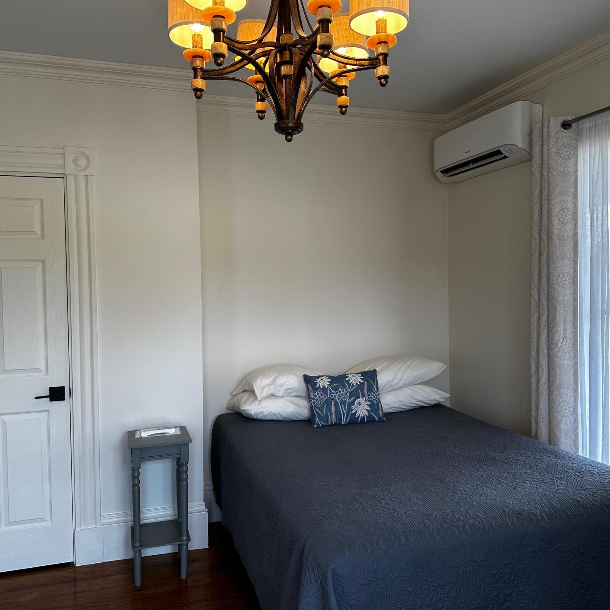 The Whitetail Inn And Suites- ลินคอล์น ภายนอก รูปภาพ